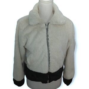 SAY WHAT? WHITE & BLACK FAUX FUR JACKET SZ.S EUC
